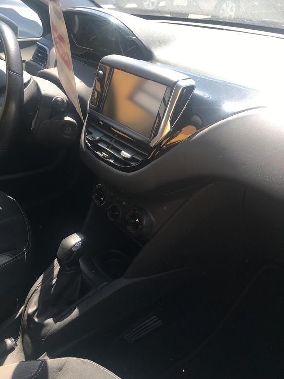 Peugeot 208 BlueHDi 75 5 porte Allure