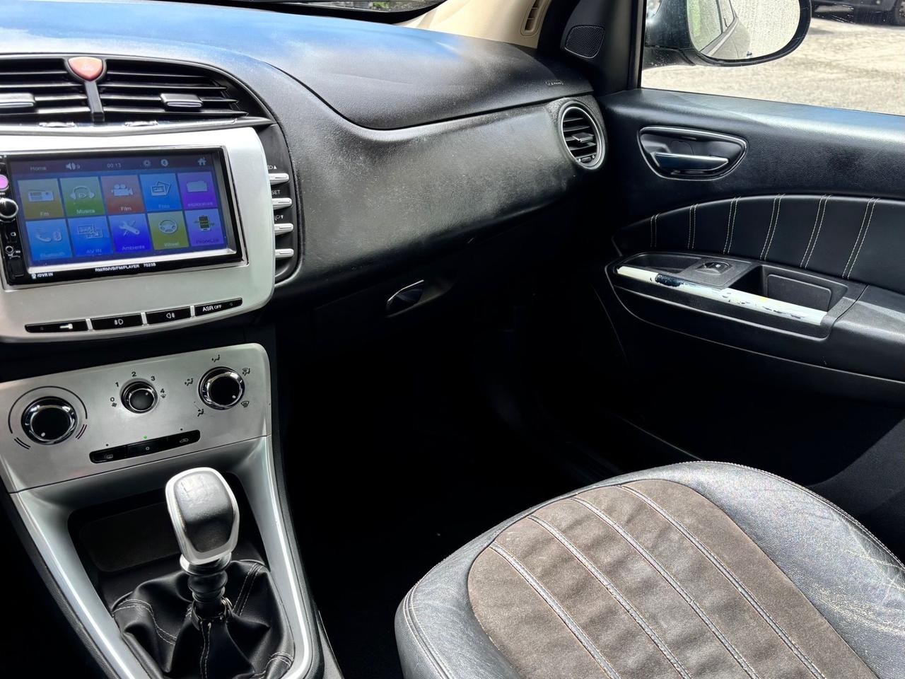 Lancia Delta 1.6 MJT DPF Platino NEOPATENTATI