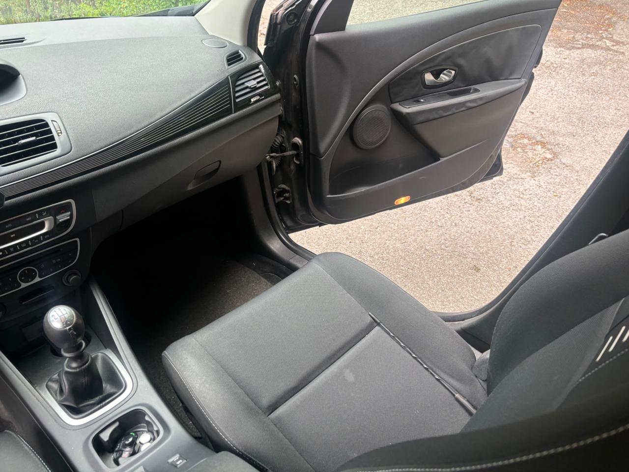 Renault Megane Mégane 1.5 dCi 110CV SporTour Attractive