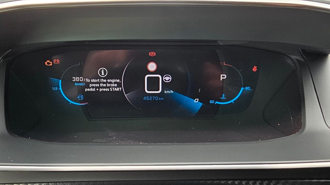 Peugeot 2008 PureTech 130cv S&S EAT8 GT