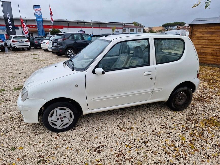 Fiat 600 1.1 Active