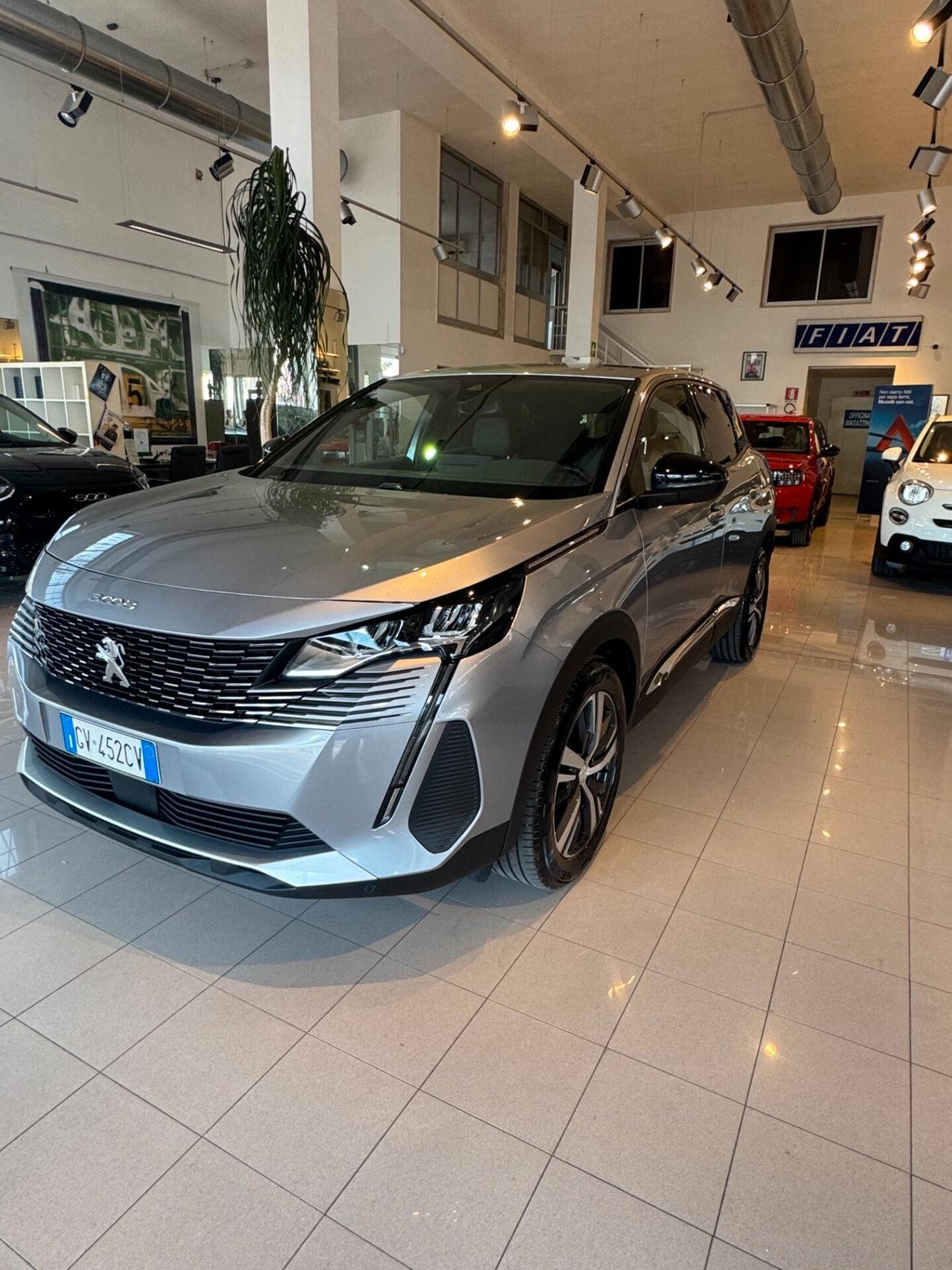 PEUGEOT 3008 HDi 130 S&S EAT8 Allure Pack FULL OPTIONAL IMMATRICOLAZIONE MAGGIO 2024