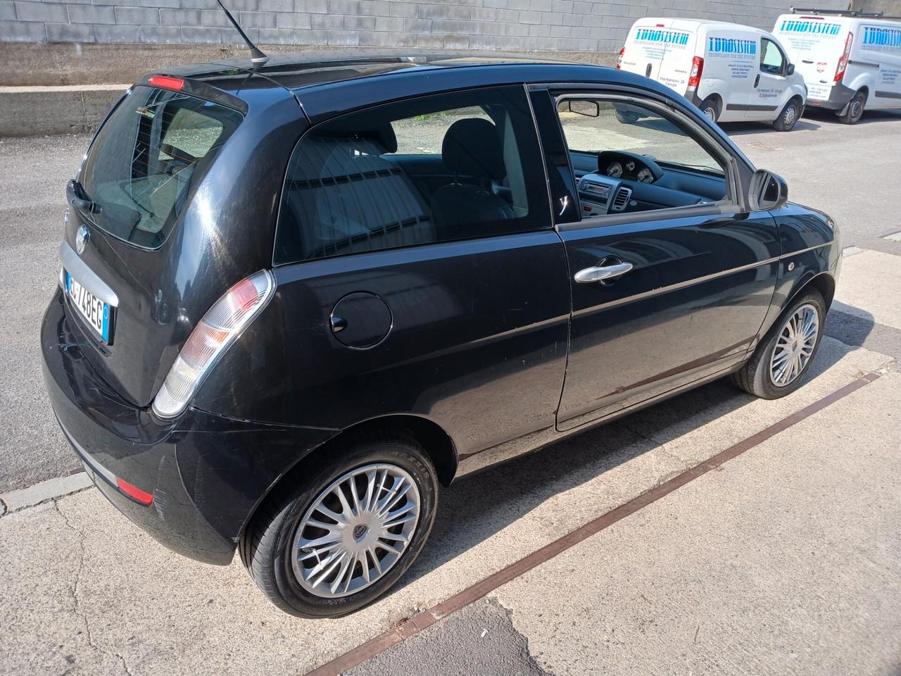 Lancia Ypsilon 1.2 Argento