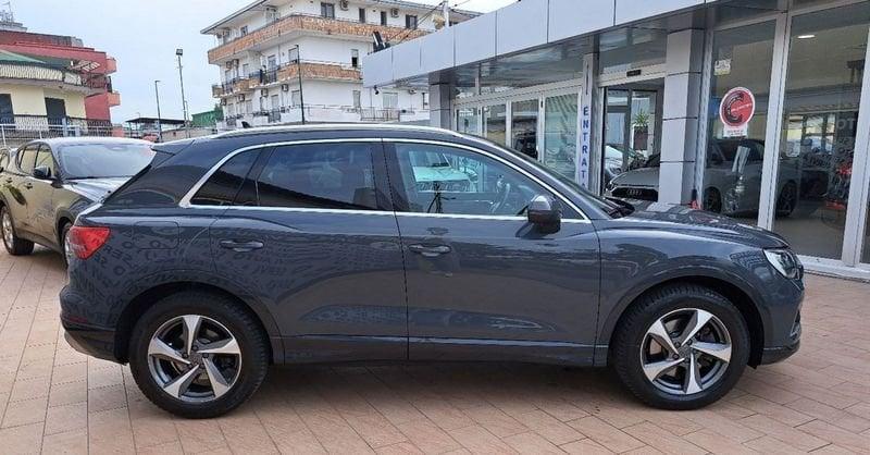 Audi Q3 40 TDI quattro S tronic Business