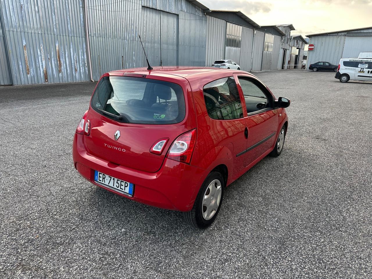 Renault Twingo 1.2 16V Live nuova