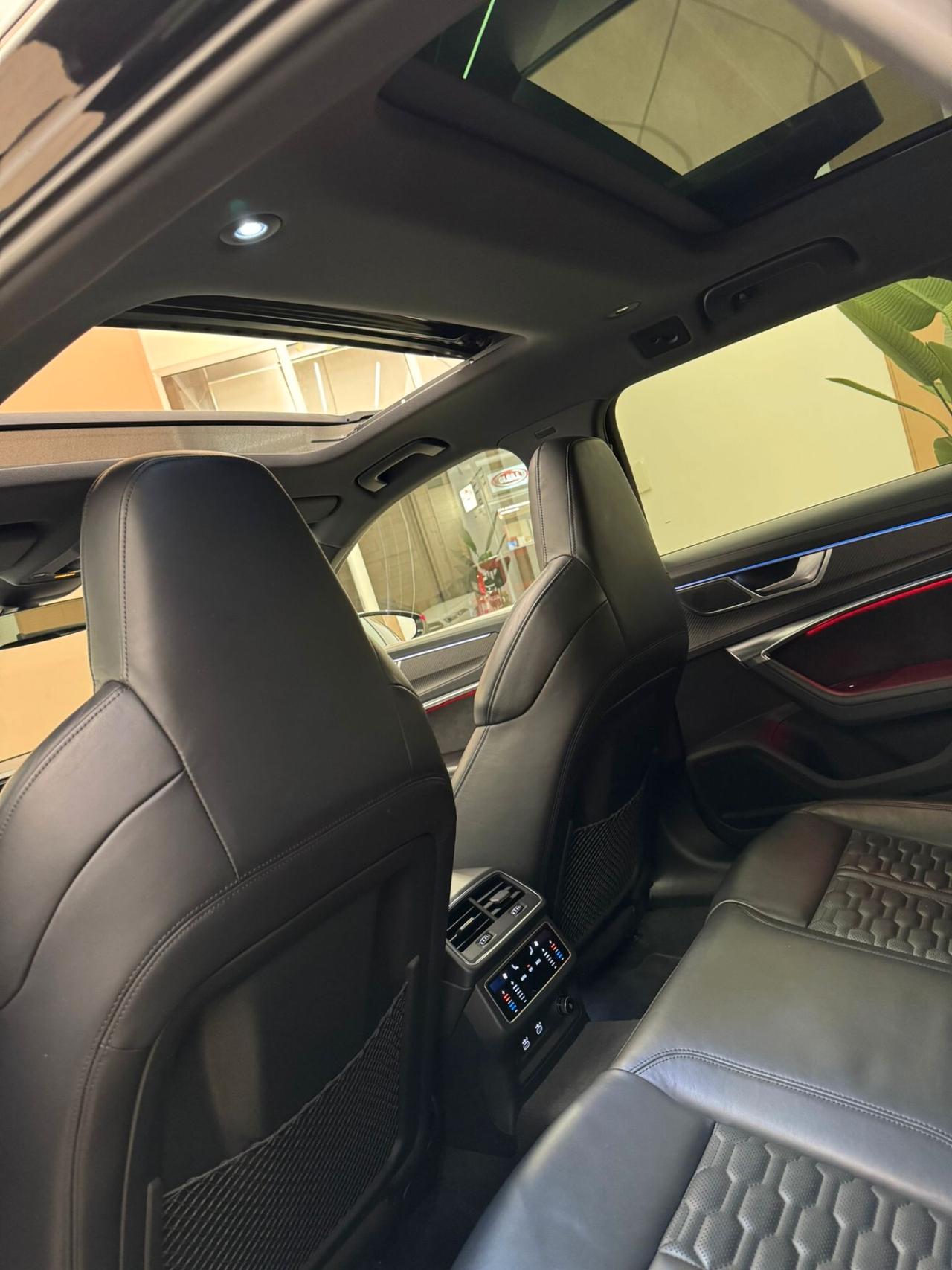 Audi A6 RS 6 Avant 4.0 TFSI V8 quattro tiptronic