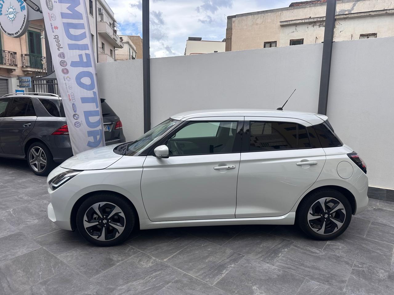 Suzuki Swift 1.2 Hybrid CVT Top