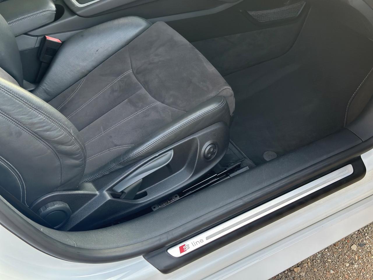 NEW Audi TT 2.0 TDI 184cv S LINE MAXTON