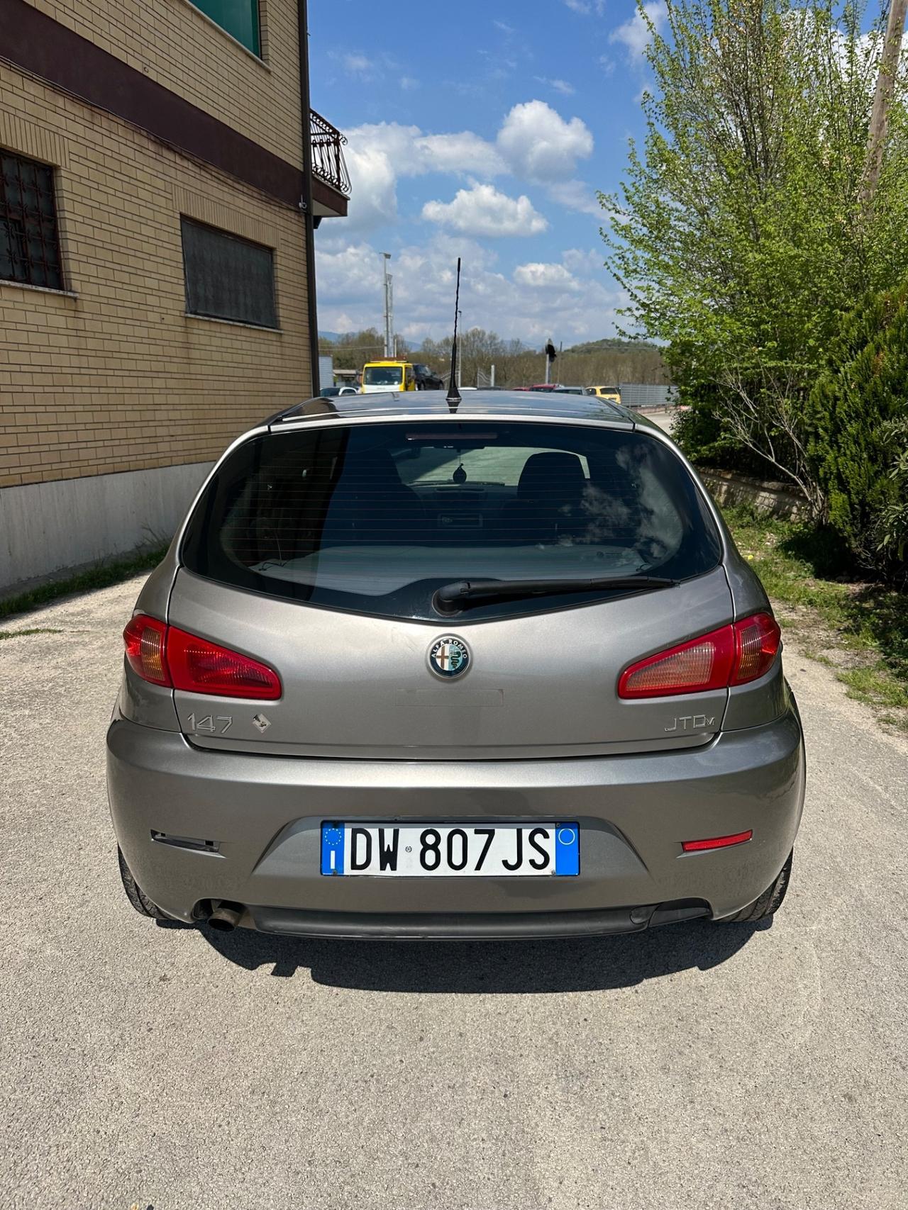 Alfa Romeo 147 1.9 JTD (120) 5 porte Distinctive