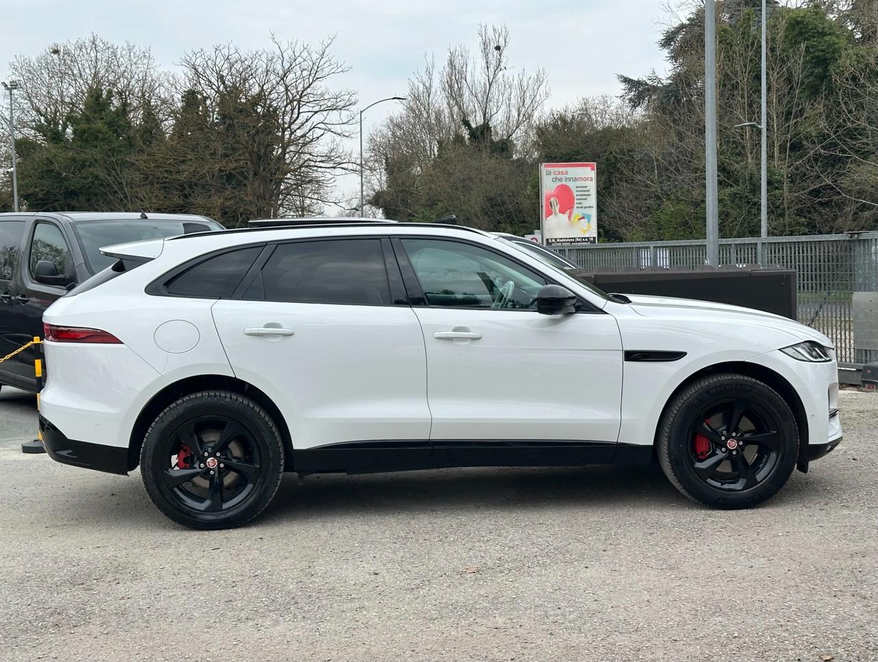 Jaguar F-Pace 2.0d i4 mhev SE awd 163cv auto