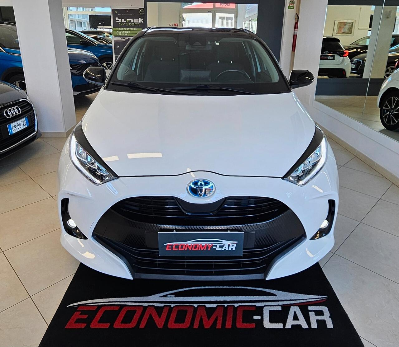 Toyota Yaris 1.5 Hybrid 5 porte Trend