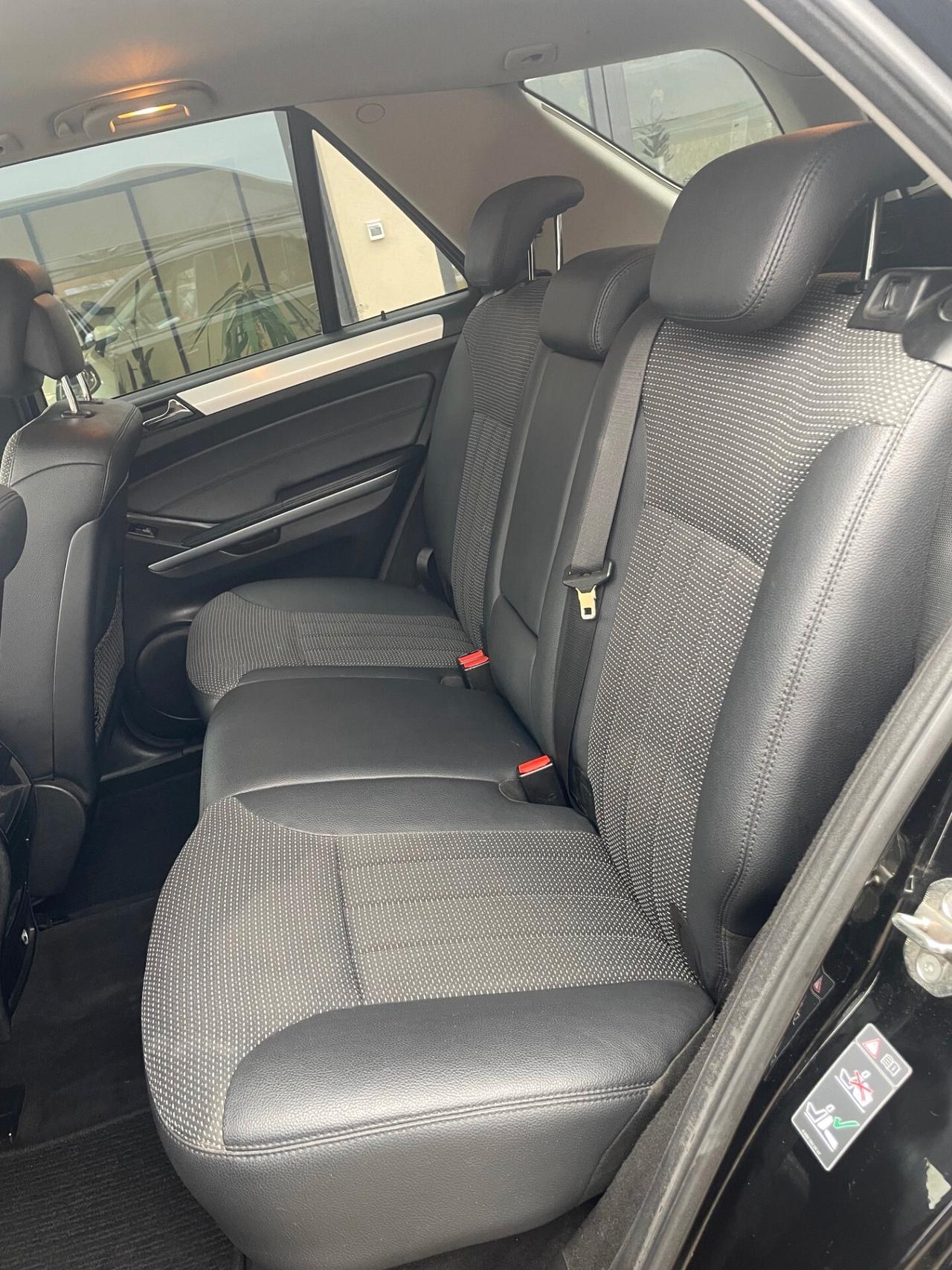 Mercedes-benz ML 300 CDI BlueEFFICIENCY