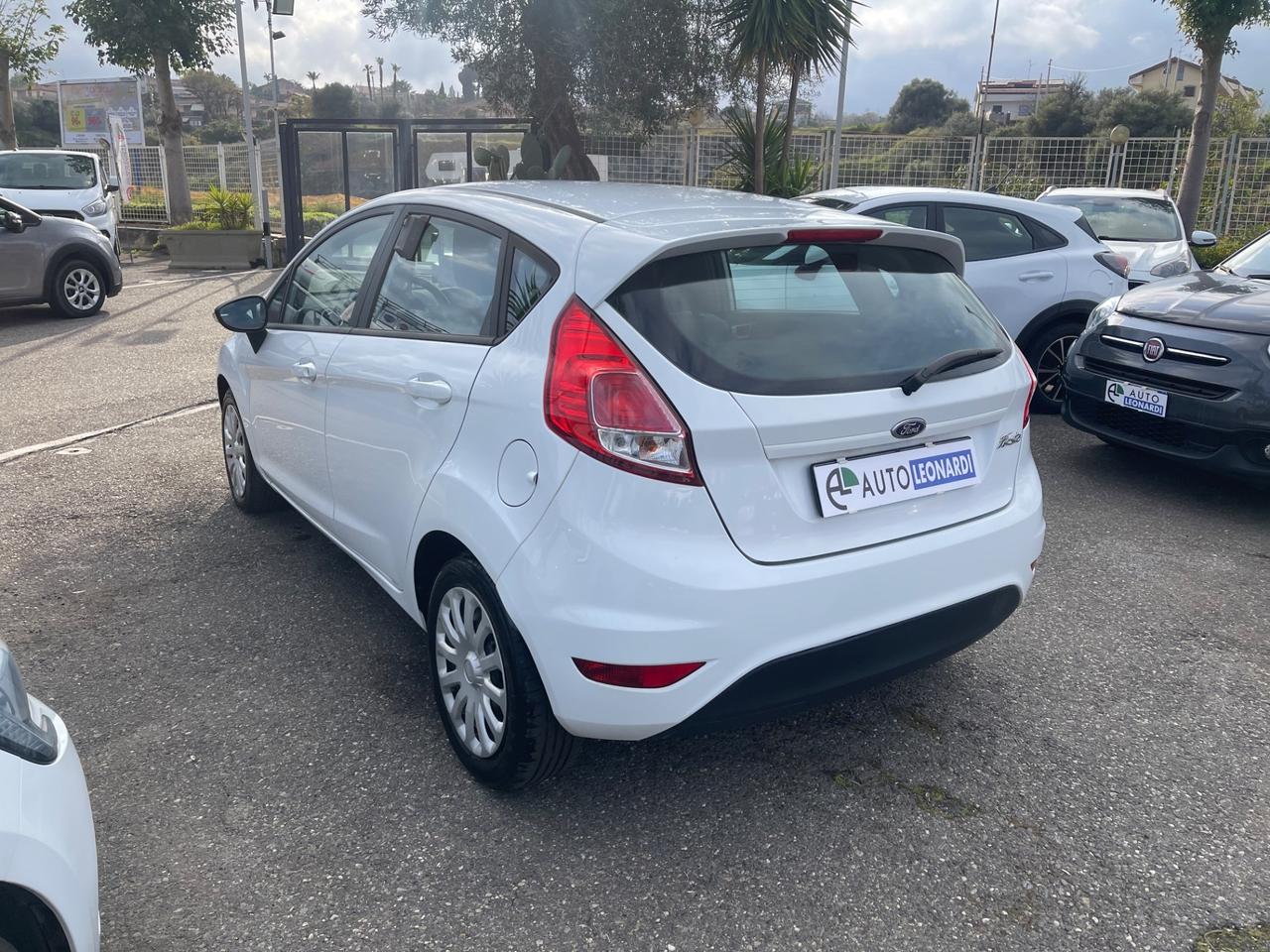 Ford Fiesta 1.5 TDCi 75CV 5 porte Business