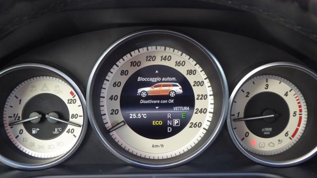 MERCEDES-BENZ E 220 BlueTEC S.W. Automatic Sport