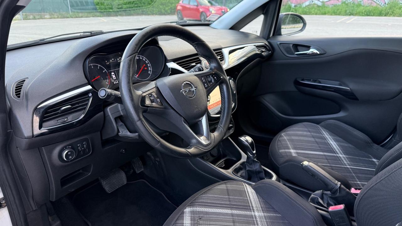 Opel Corsa 1.4 benzina Automatica