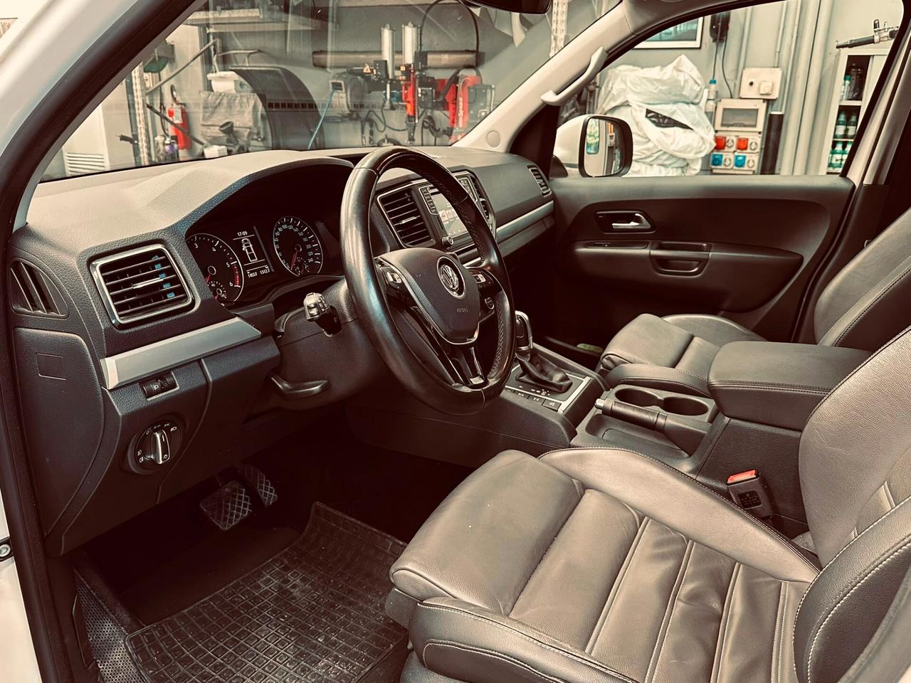Volkswagen Amarok 3.0 V6 TDI 4MOTION BMT permanente aut. DC Highline