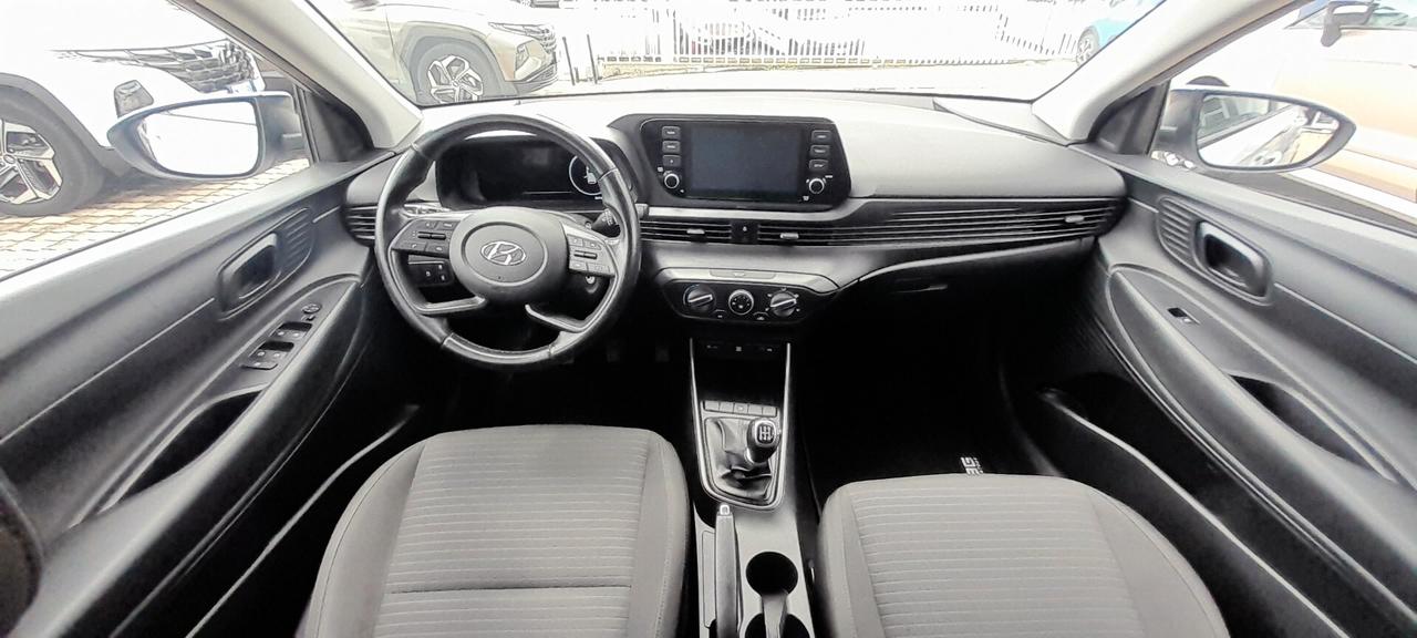 Hyundai i20 1.2 MPI MT Connectline
