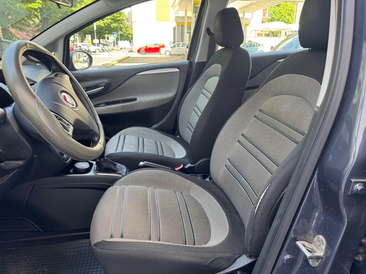 Fiat Punto Evo Punto Evo 1.3 Mjt 95 CV DPF 5 porte S&S Dualogic Emotion