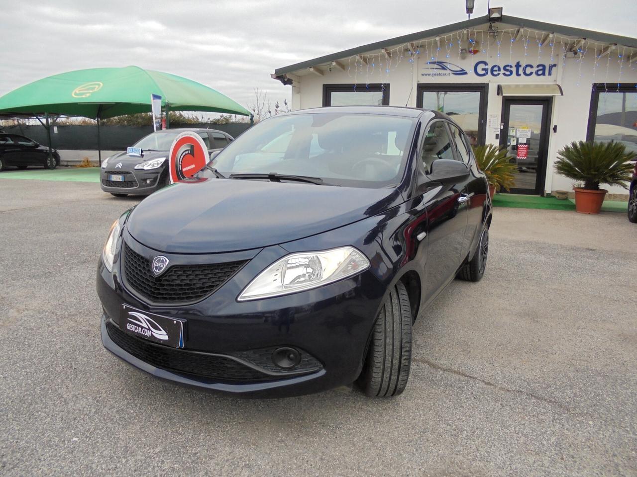 Lancia Ypsilon 1.2 69 CV 5 porte S&S Gold