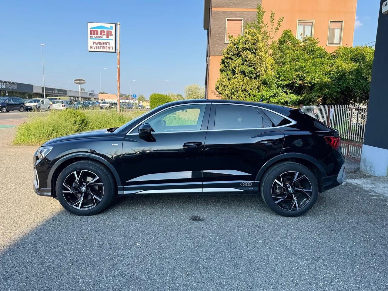 Audi Q3 S Line 2.0 35 TDI