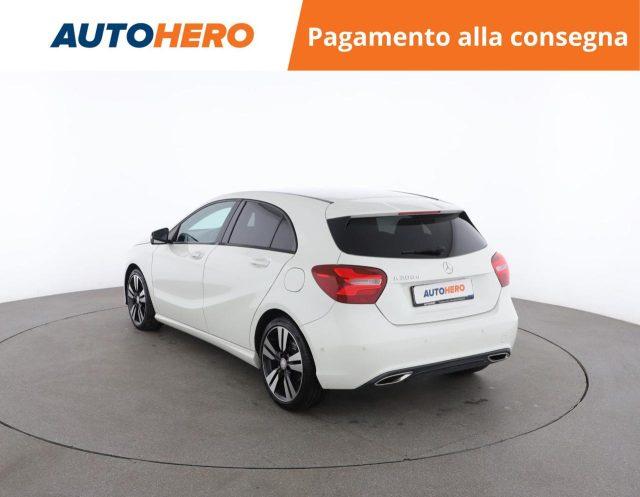 MERCEDES-BENZ A 200 d Automatic Sport