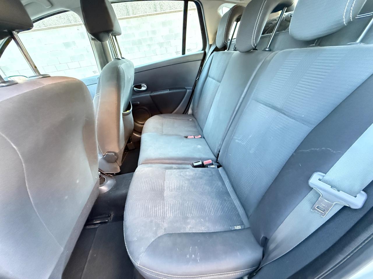 Renault Clio 1.2 16V 5 porte Confort