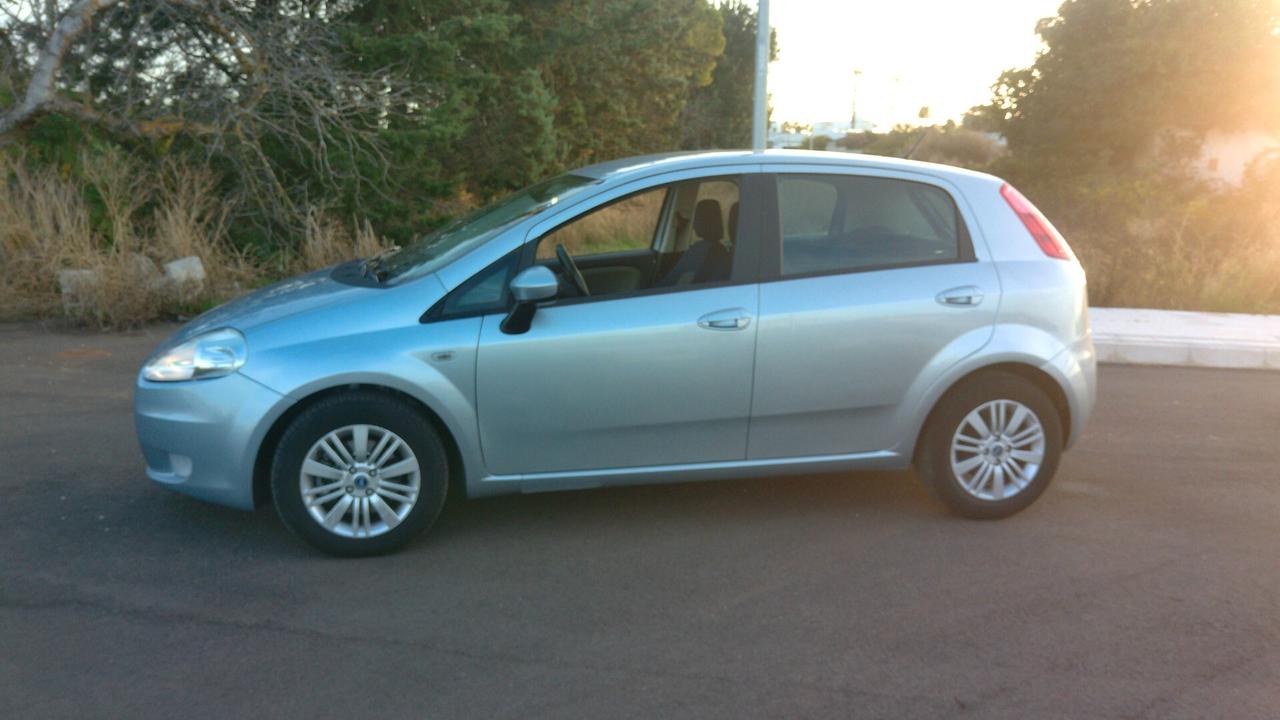 Fiat Grande Punto 1.3 MJT 90 CV 5 porte Dynamic