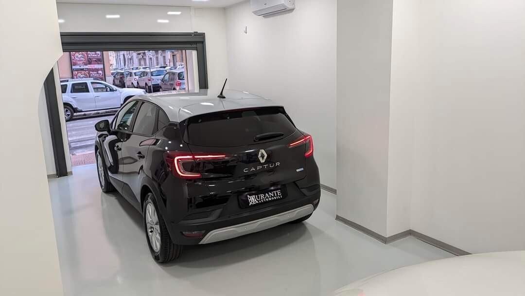 Renault Captur Full Hybrid ok Neopatentati E-Tech 145 CV Business