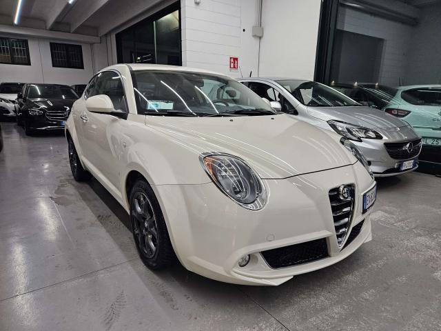 Alfa Romeo MiTo MiTo 2013 1.3 jtdm Distinctive 85cv