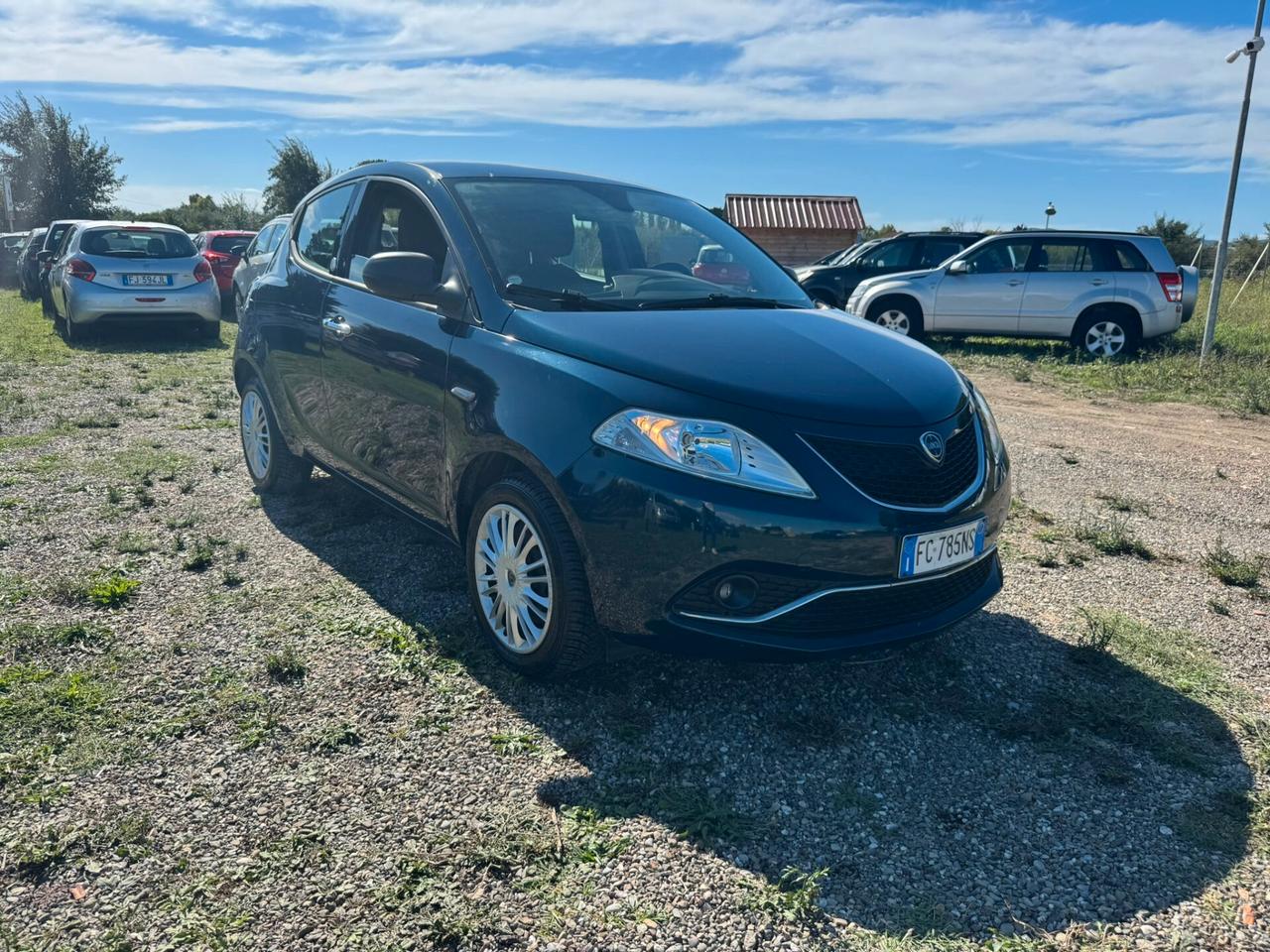 Lancia Ypsilon 1.2 5 porte GPL del 16 SOLO 129.000 KM