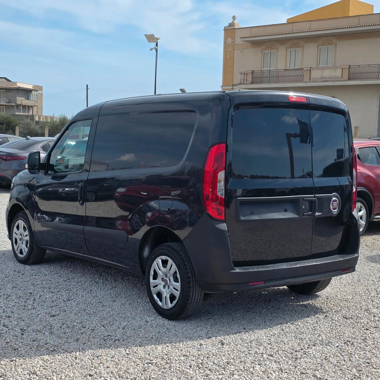 Fiat Doblò 1.6 3 POSTI