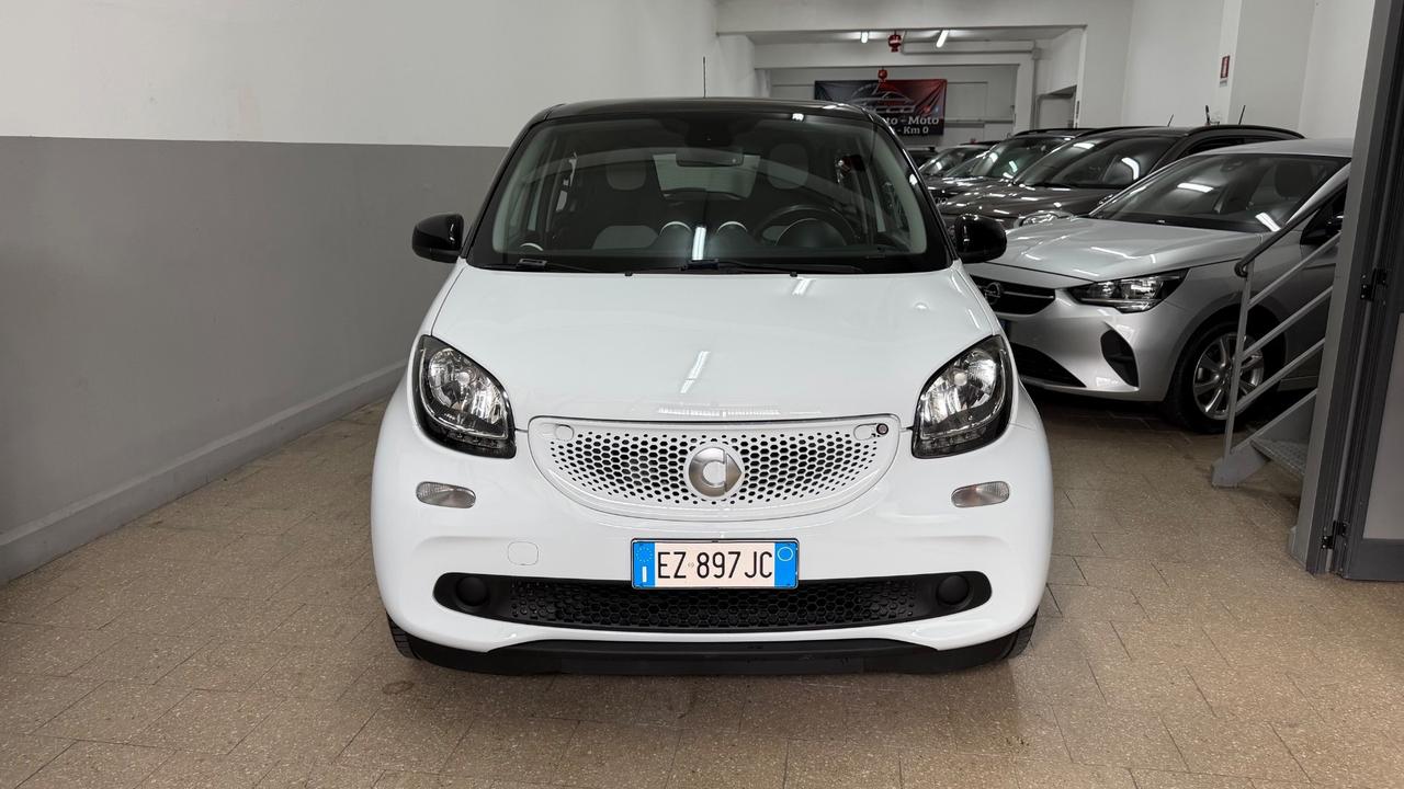 Smart ForFour 70 1.0 Prime 2015
