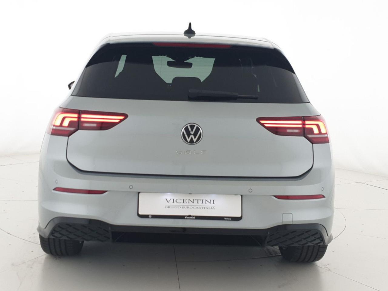 Volkswagen Golf 2.0 tdi r-line plus 150cv dsg