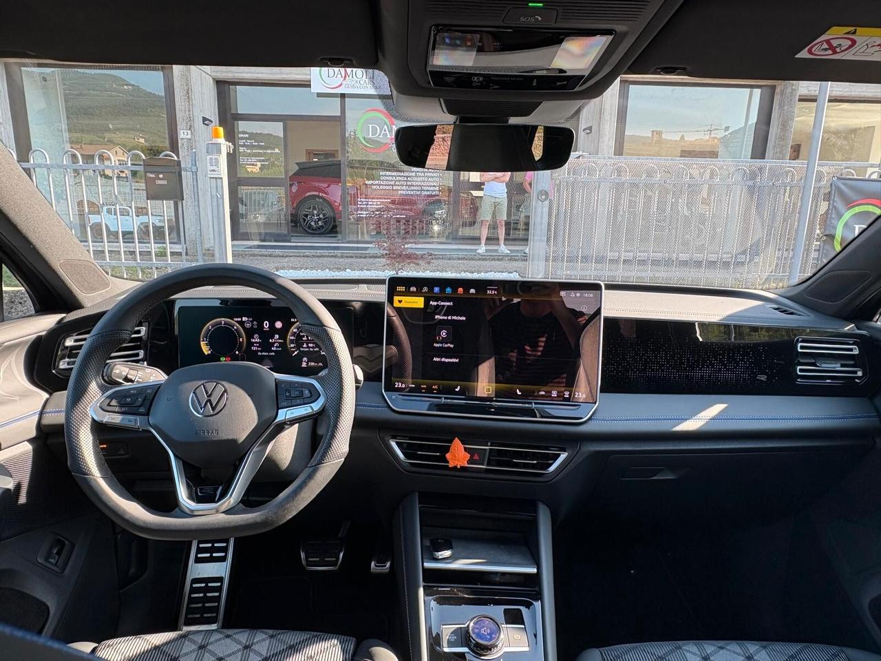 Volkswagen Tiguan VOLKSWAGEN TIGUAN 2.0 TDi R-LINE DSG - MATRIX - KEYLESS