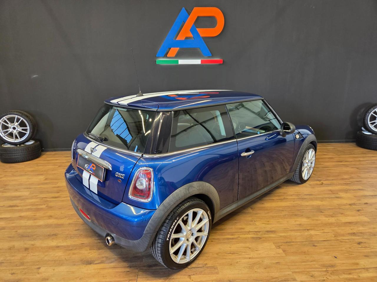 Mini 3 Porte One 1.4