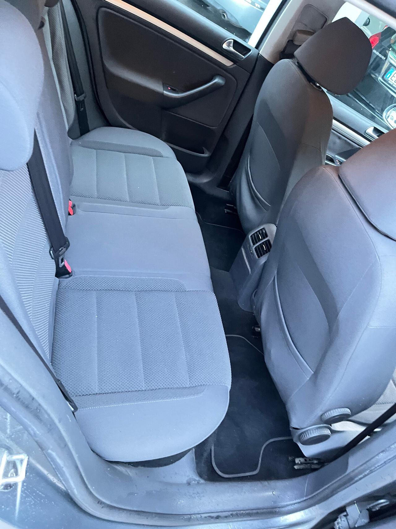 VOLKSWAGEN GOLF 1.9 TDI 5 PORTE - 2007