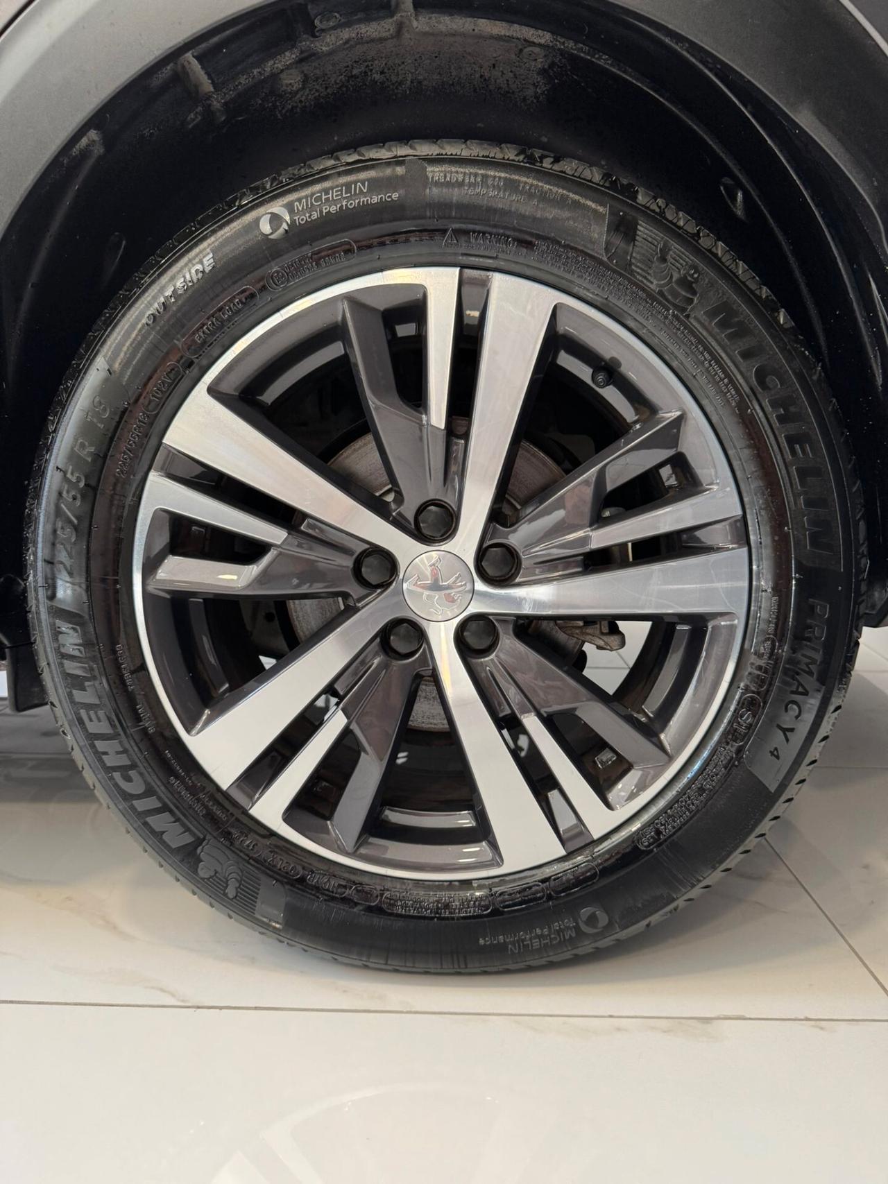 Peugeot 3008 BlueHDi 130 S&S EAT8 Allure Pack