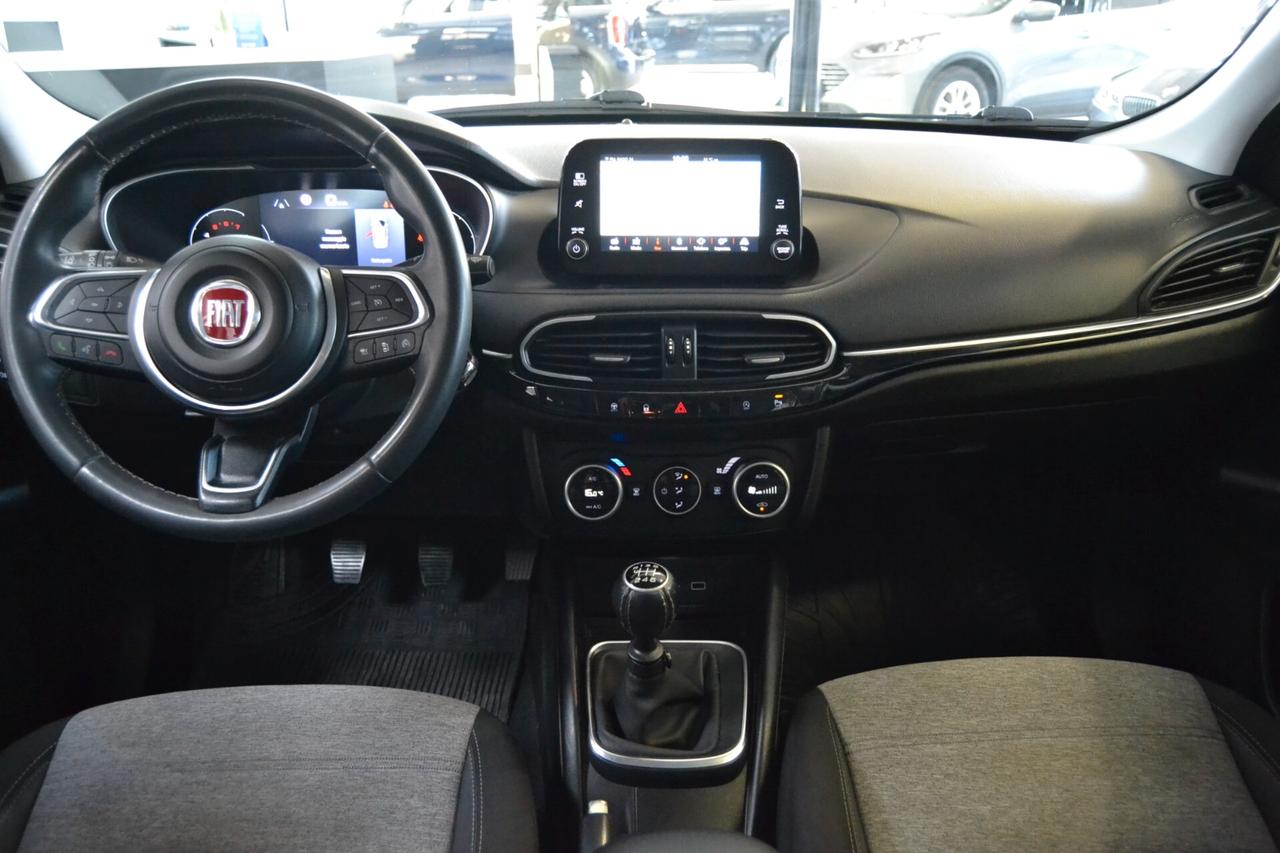 Fiat Tipo 1.6 Mjt 130Cv Cross Navi/LED/CruiseADD/PDK