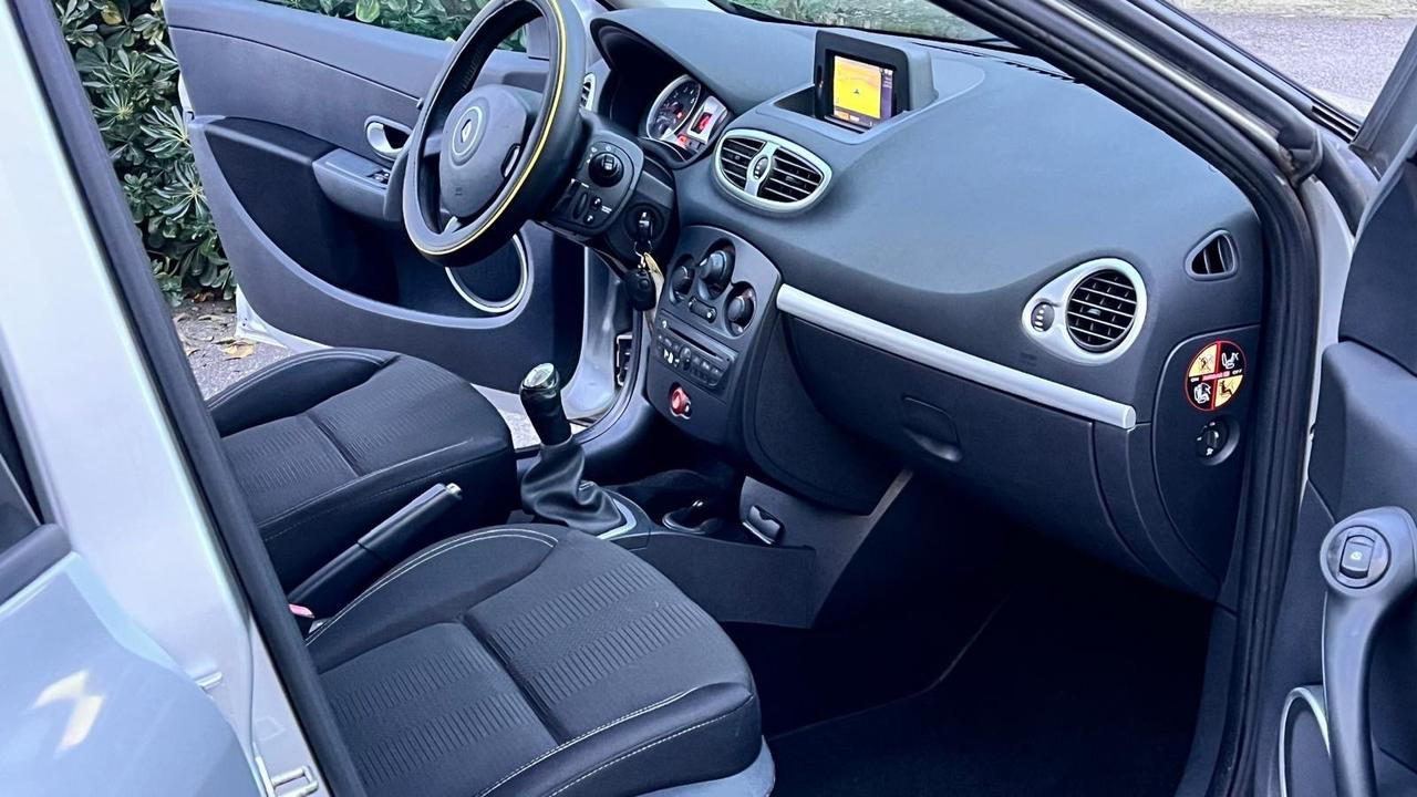 Renault Clio 1.2 16V 5 porte Dynamique