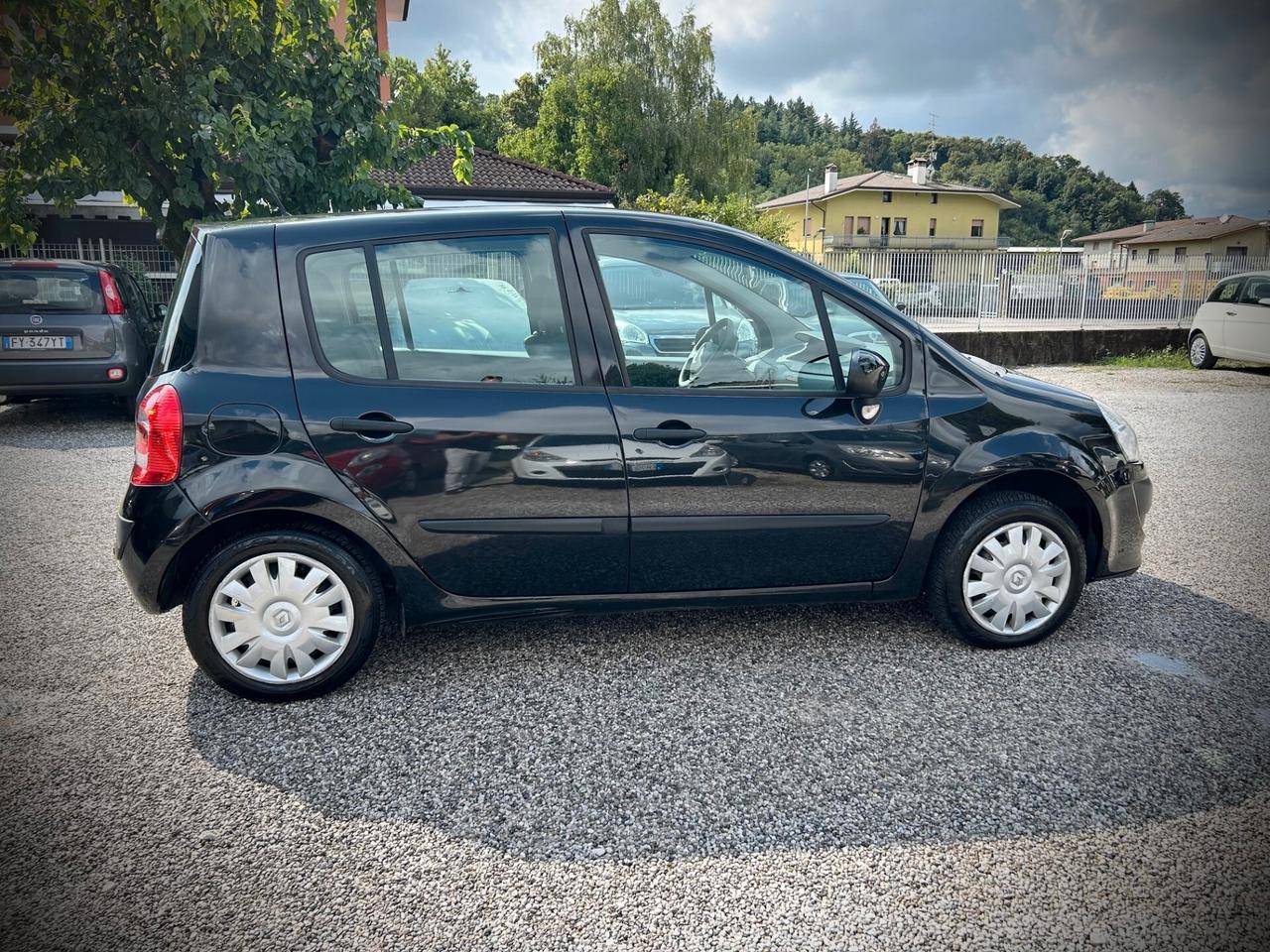 Renault Modus 1.2 benz UNIPROPRIET.-NEOPATENT.
