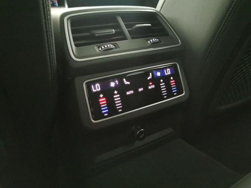Audi A6 Avant 40 2.0 tdi mhev Business Sport quattro s-tronic