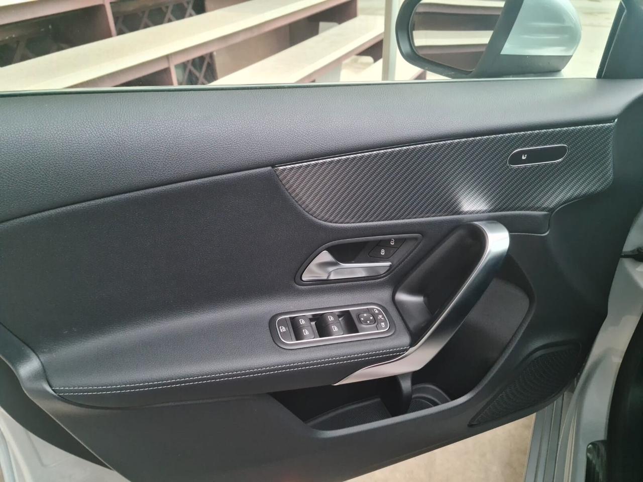 Mercedes-benz A 180 A 180 d Automatic Advanced