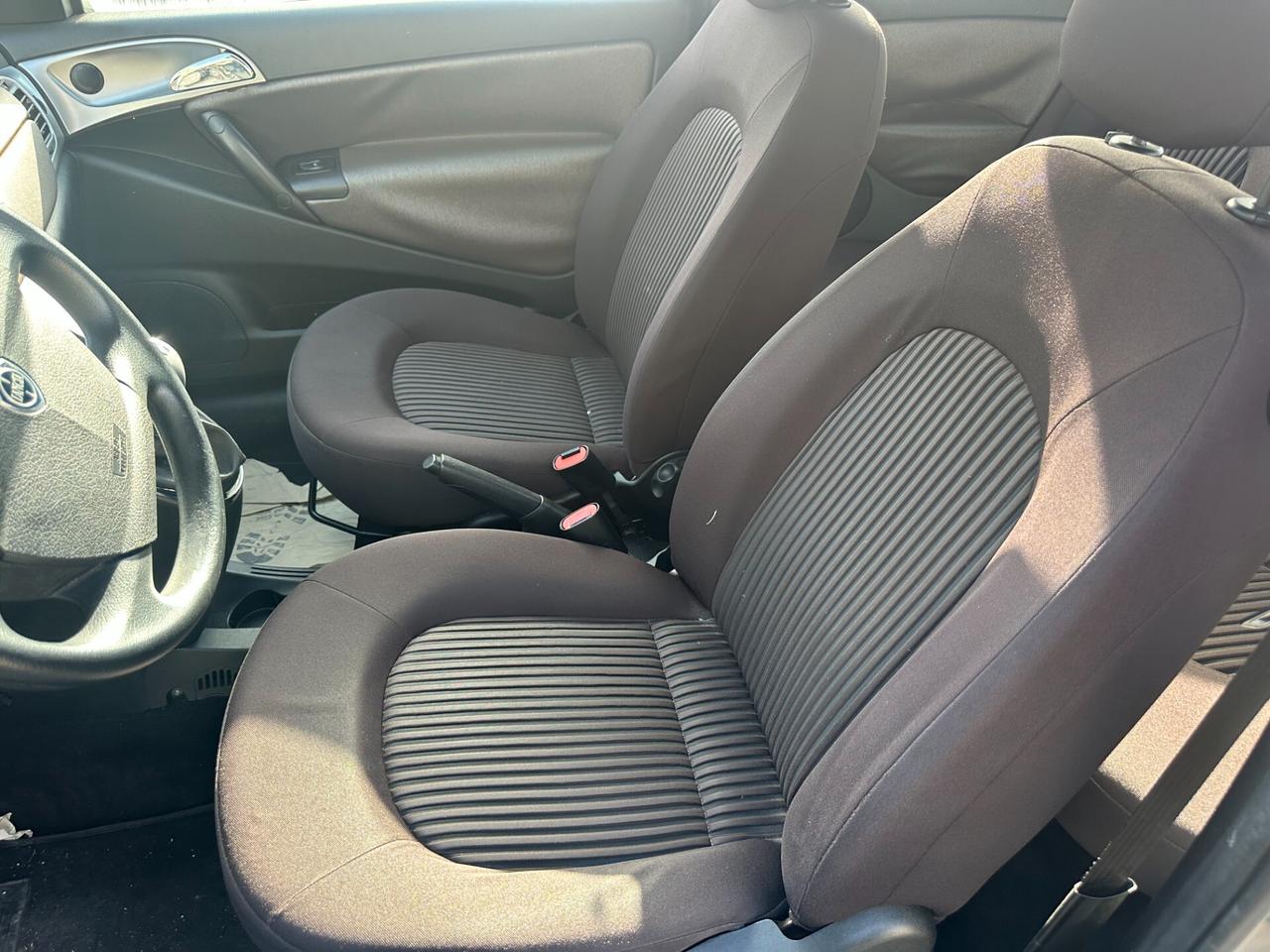 Lancia Ypsilon 1.3 MJT 75 CV Argento