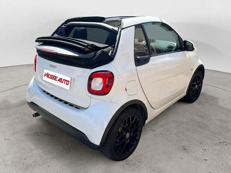 smart fortwo cabrio 1.0 62kW passion