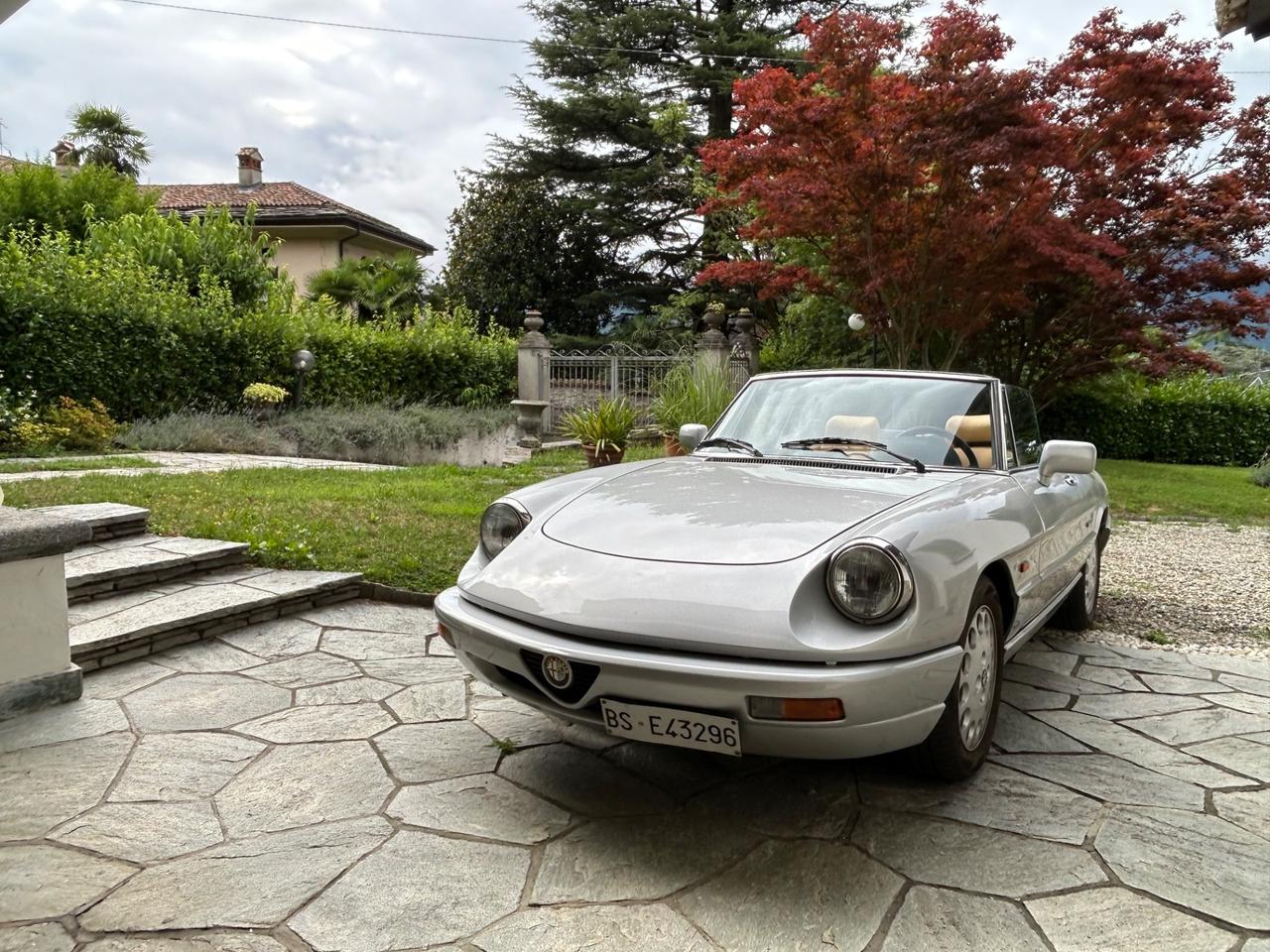 Alfa Romeo Spider 2000 pininfarina