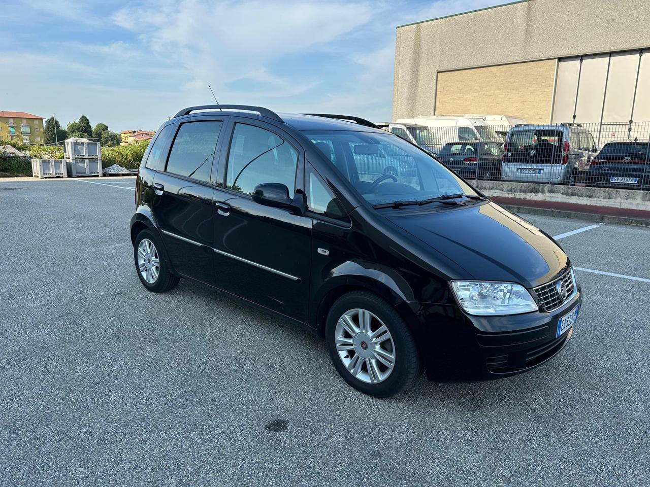 Fiat Idea 1.6 Multijet 16V DPF BlackMotion