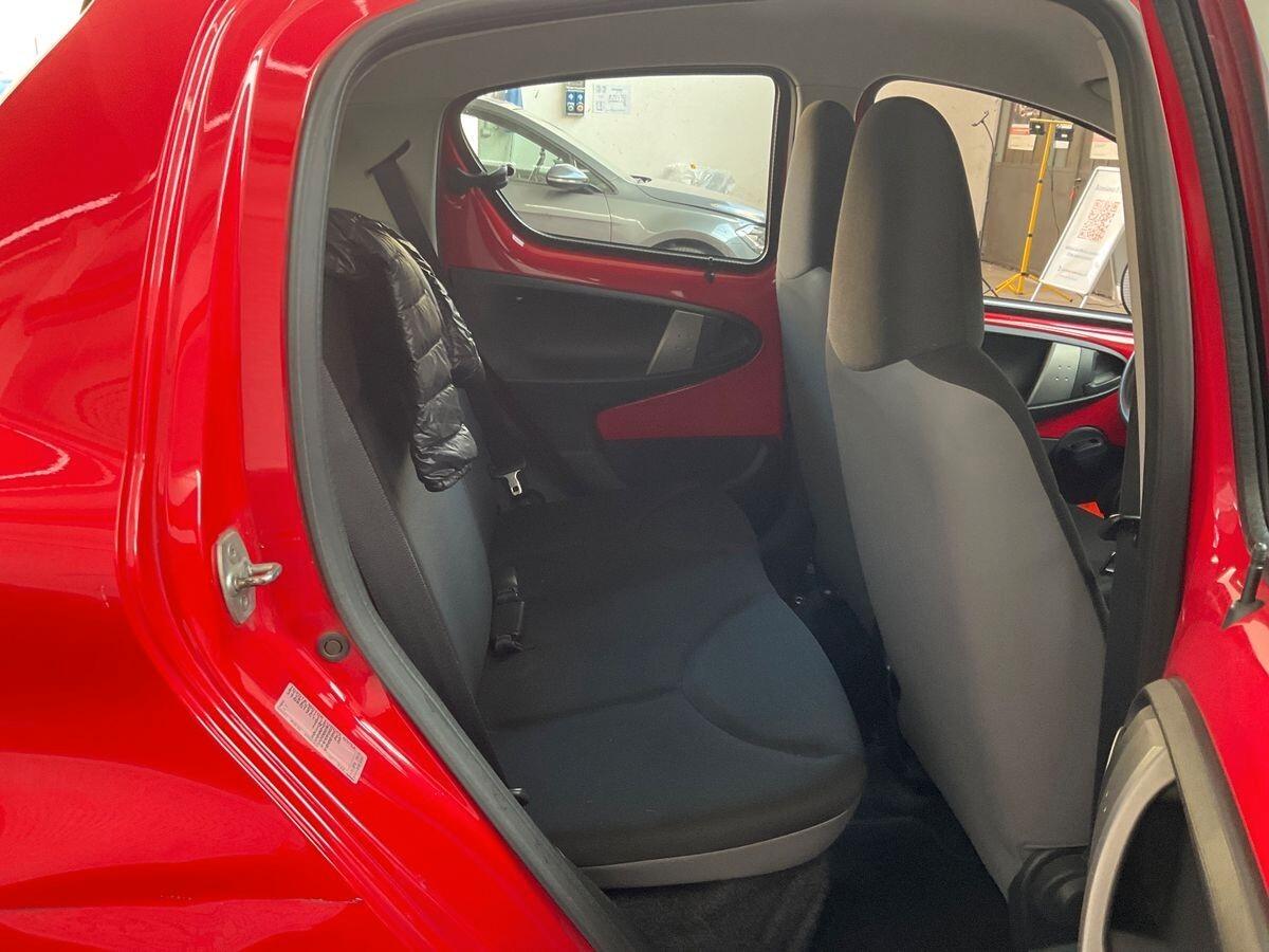 Toyota Aygo 1.0 12V VVT-i 5 porte Active Connect