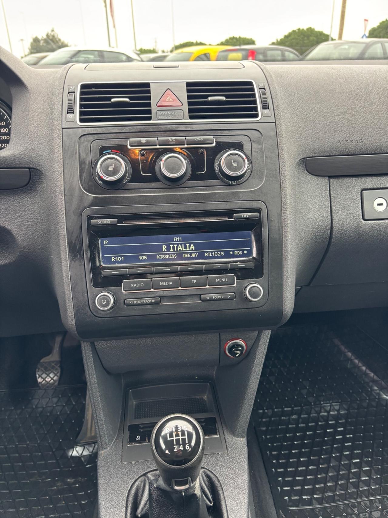 Volkswagen Touran 1.4 EcoFuel Highline — Metano 2030