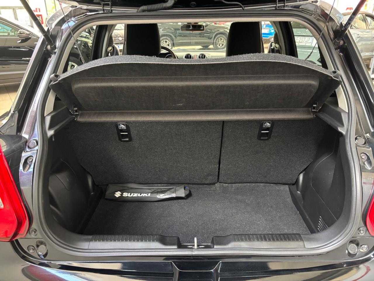 Suzuki Swift 1.2 Hybrid Top