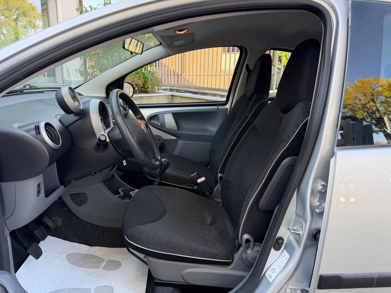 Peugeot 107 1.0 68CV 5 porte Active